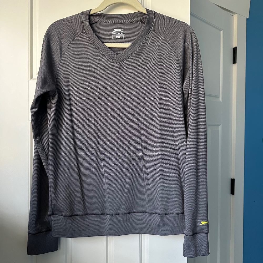 Slazenger Grey Long Sleeve Heavy V-neck T-shirt - Women’s Large